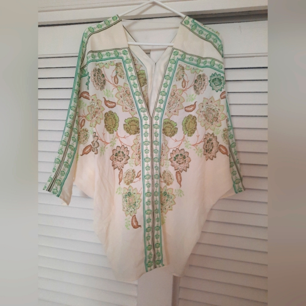 V neck Floral Blouse